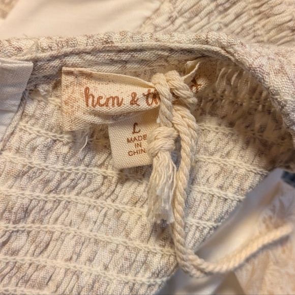 Hem & Thead NWT Stretchy Beige Smocked Top Bell Sleeves Ruffle Trim - Picture 7 of 7